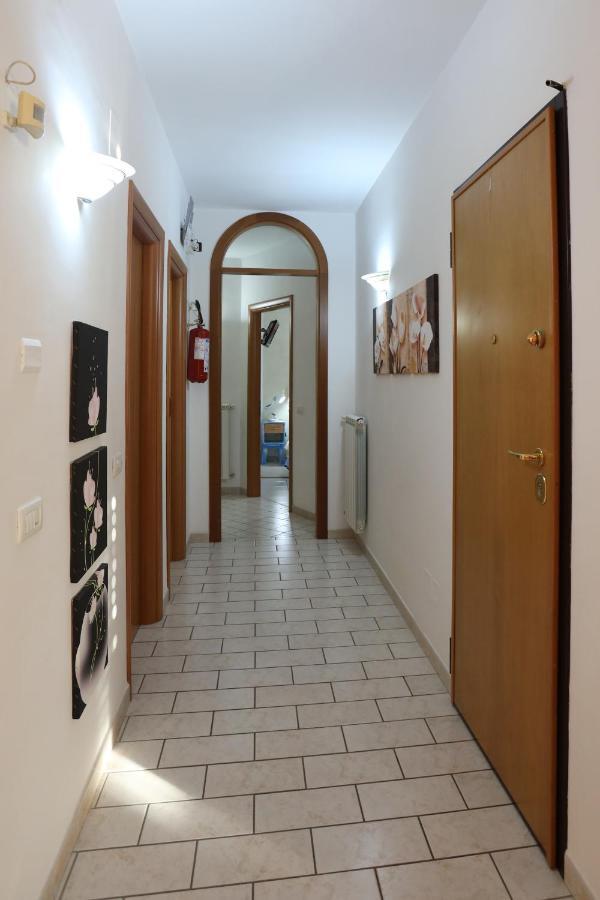 شقة La Casa Del Gelso Fiorito إبولي المظهر الخارجي الصورة